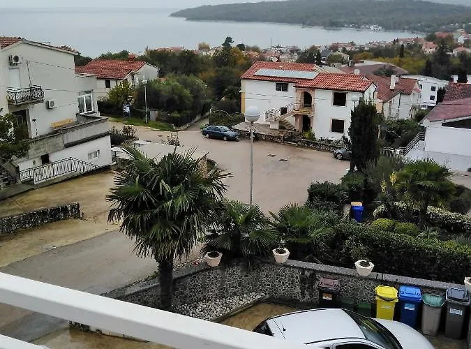 With Parking Space Njivice, Krk - 15904 Apartment Njivice