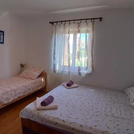 With Parking Space Njivice, Krk - 15904 Daire